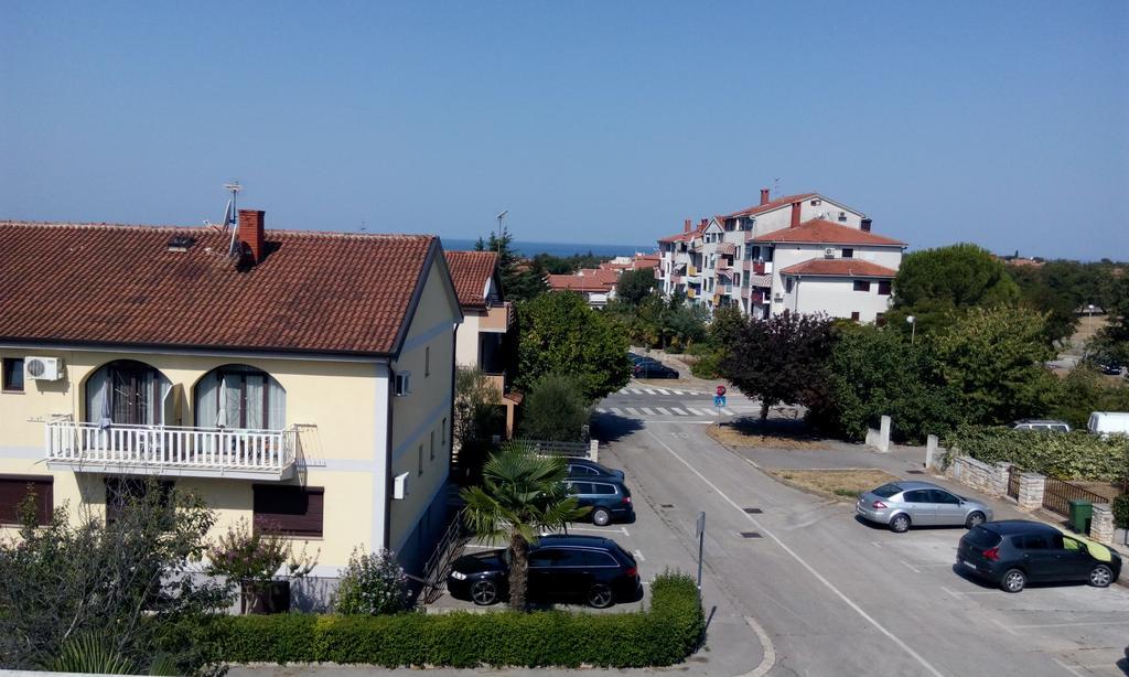 Apartments Vanessa Poreč Exterior foto